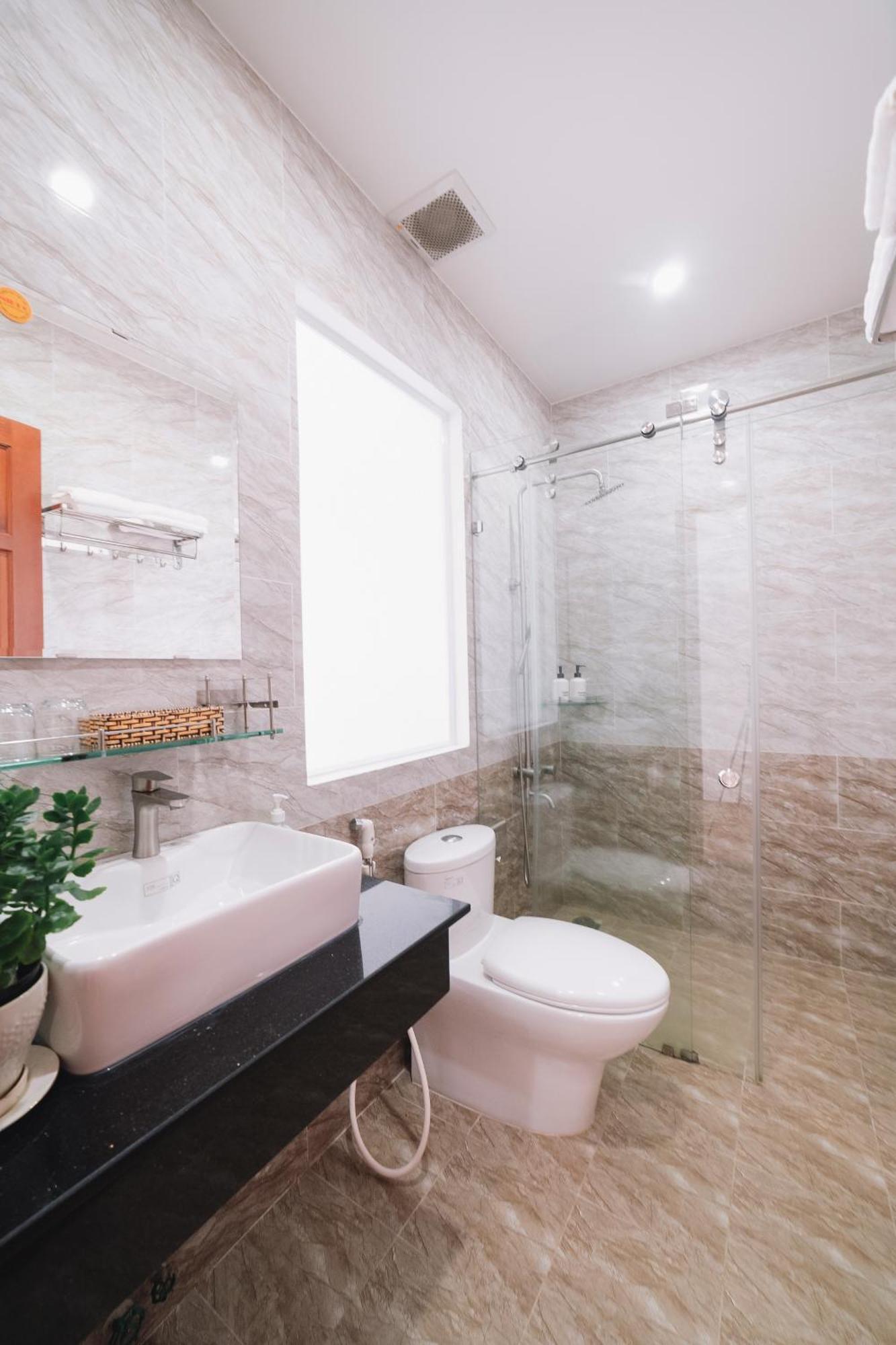 Anh Duc Hotel Da Lat City Extérieur photo