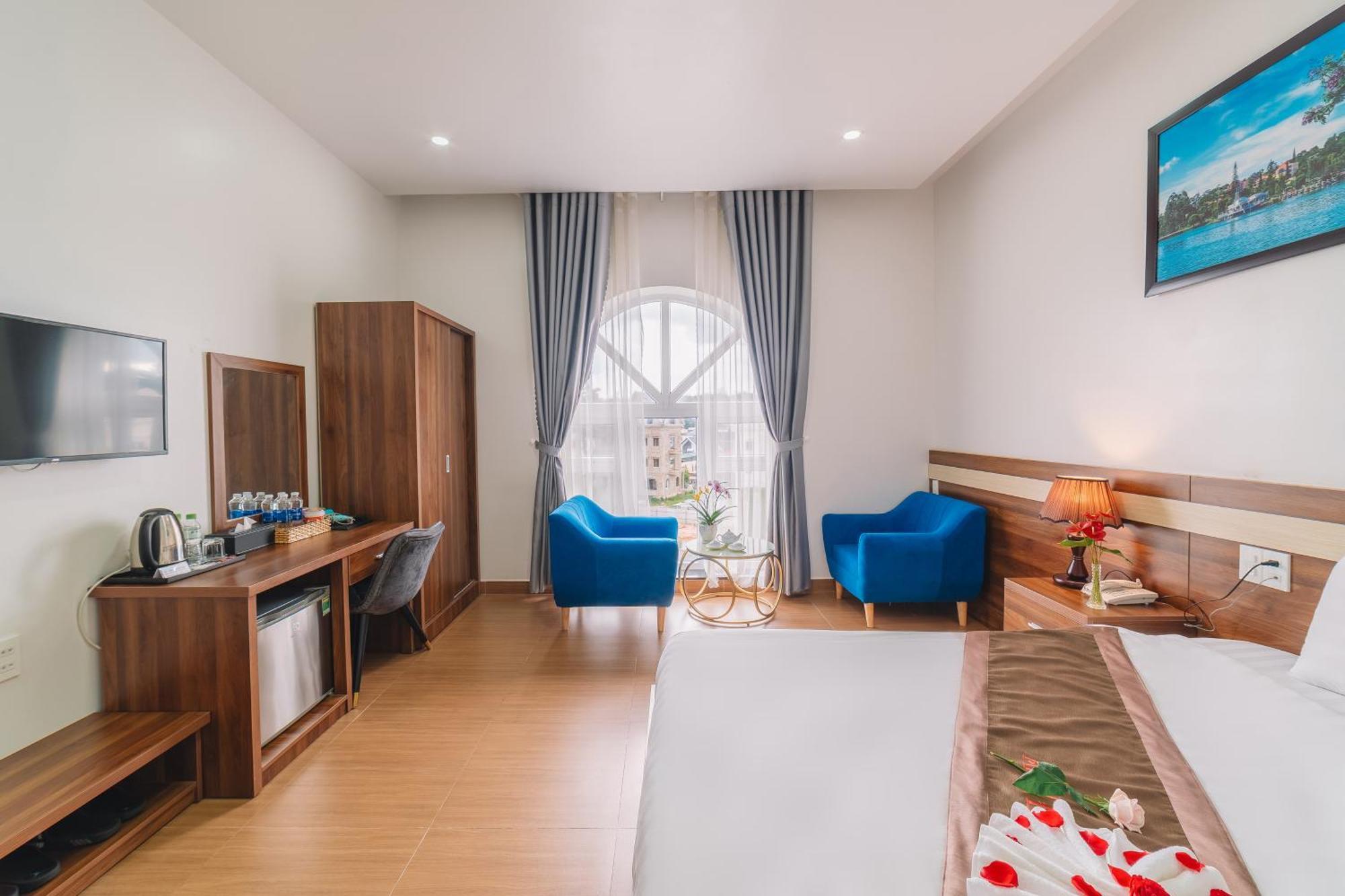 Anh Duc Hotel Da Lat City Extérieur photo