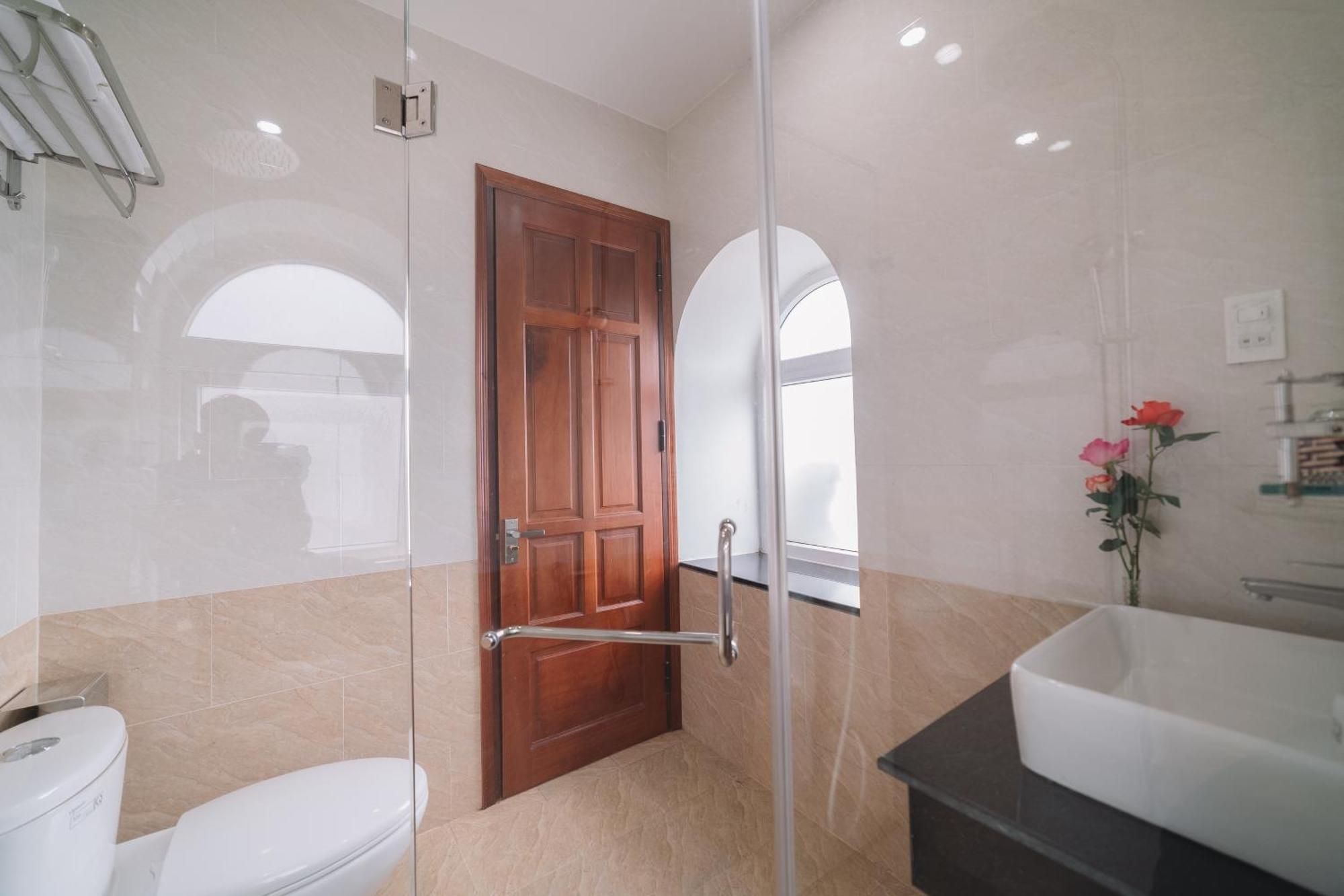 Anh Duc Hotel Da Lat City Extérieur photo