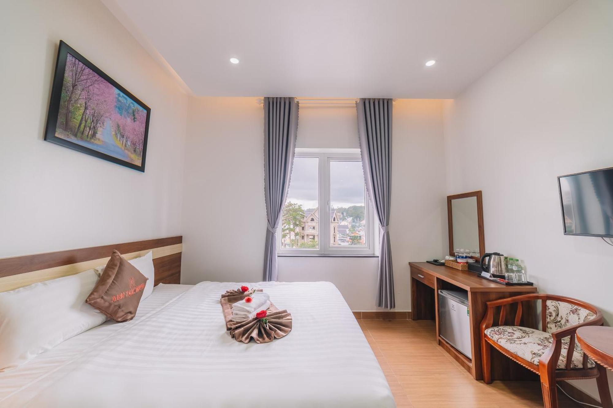 Anh Duc Hotel Da Lat City Extérieur photo