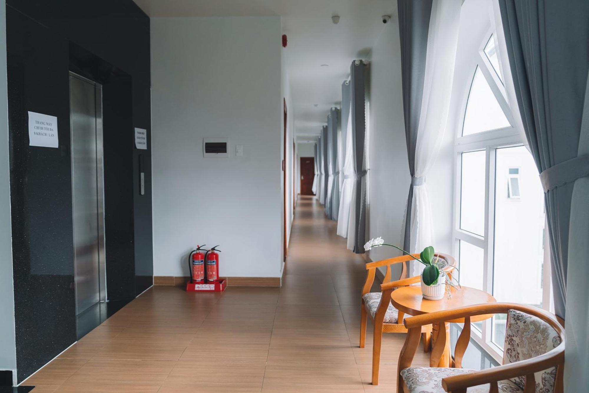 Anh Duc Hotel Da Lat City Extérieur photo