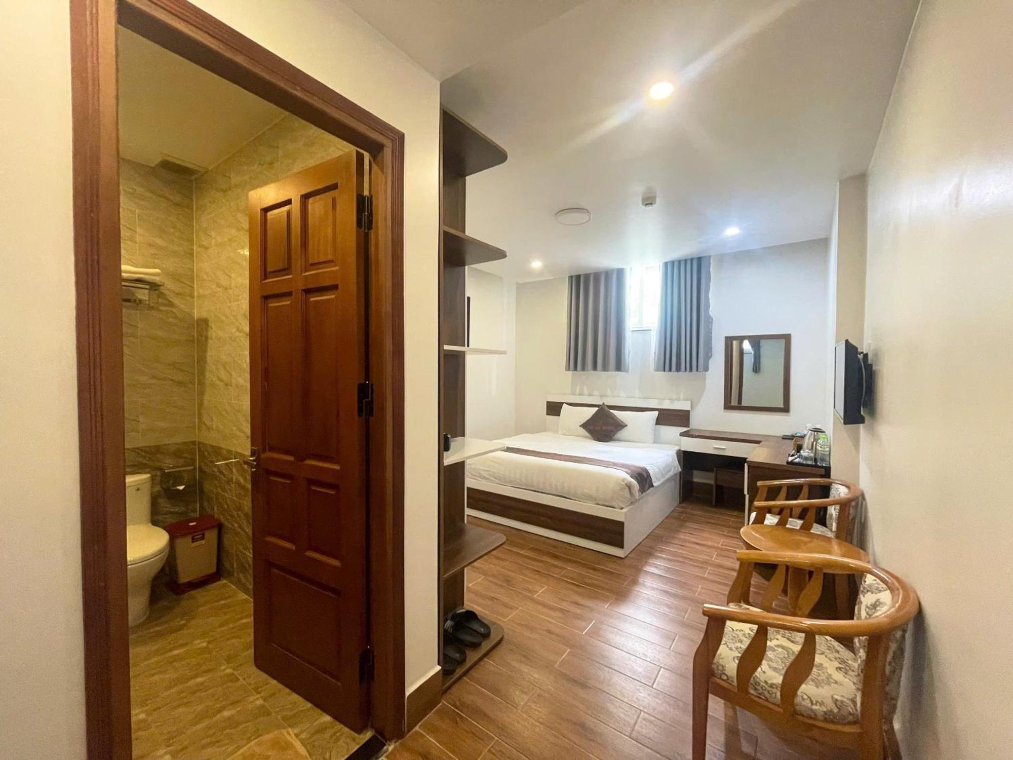 Anh Duc Hotel Da Lat City Extérieur photo