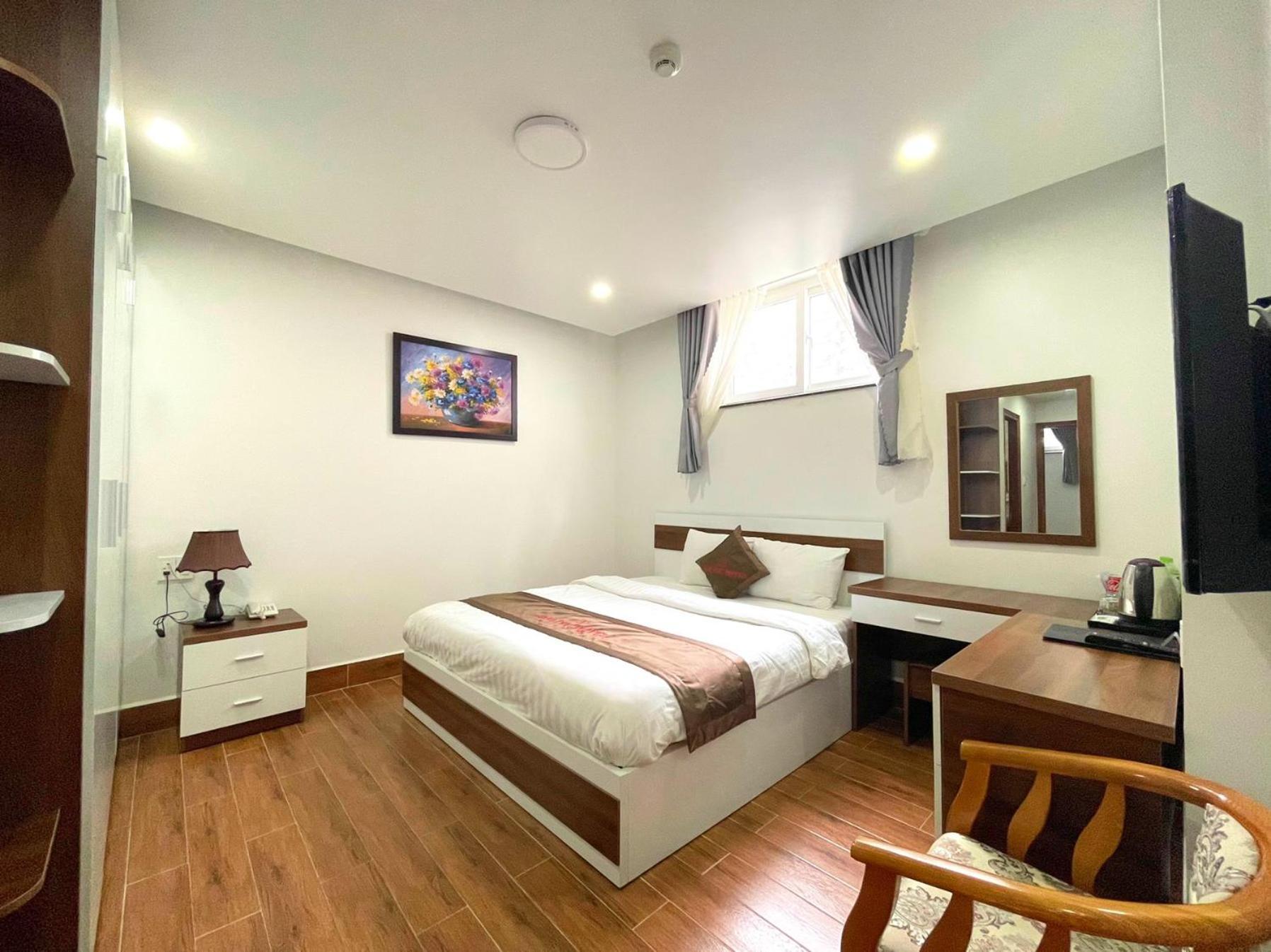 Anh Duc Hotel Da Lat City Extérieur photo